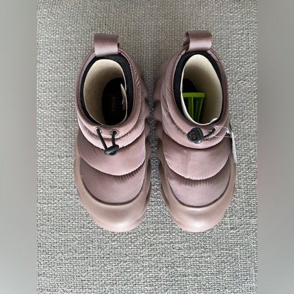 Crocs Quilted Satin Platform Loafers  – Women’s 8 / Men’s 6 – Brand New with Tag - Picture 7 of 16